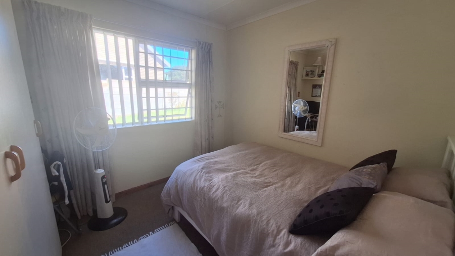 3 Bedroom Property for Sale in Stilbaai Wes Western Cape